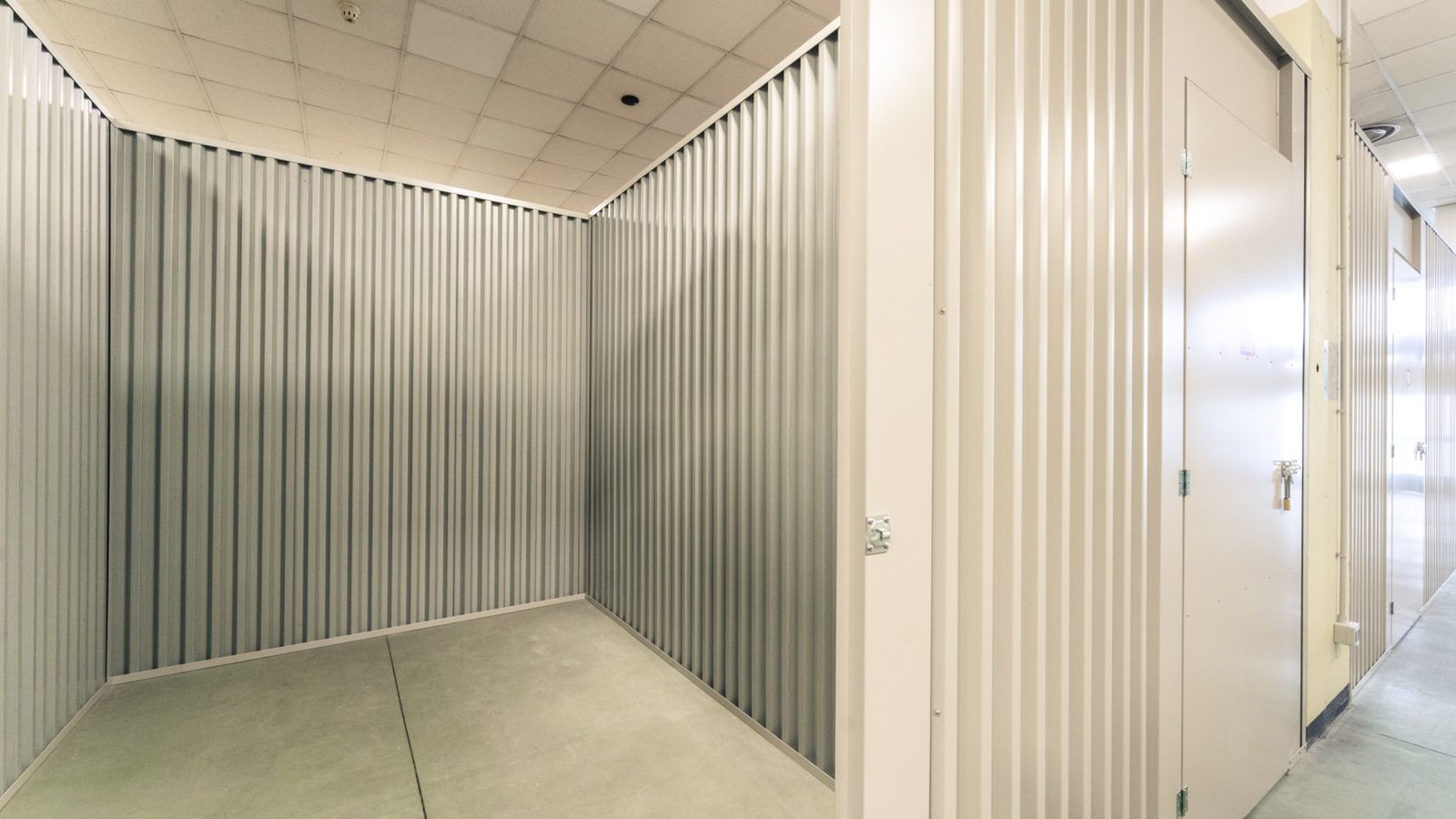 Interno di un box self storage vuoto Il Contenitore Susegana